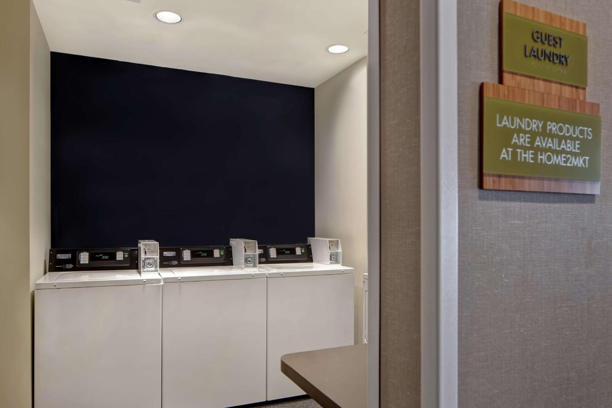 Home2 Suites By Hilton Charlotte Uptown Екстер'єр фото
