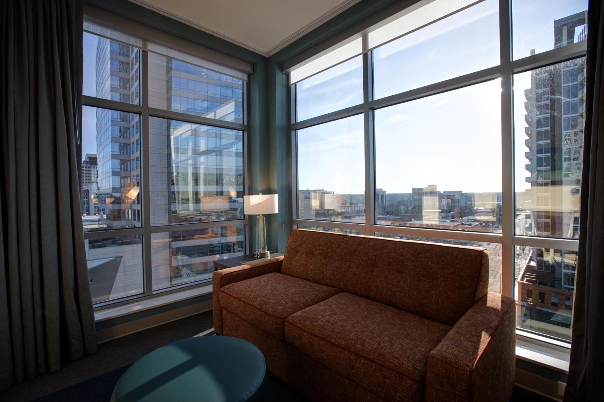 Home2 Suites By Hilton Charlotte Uptown Екстер'єр фото