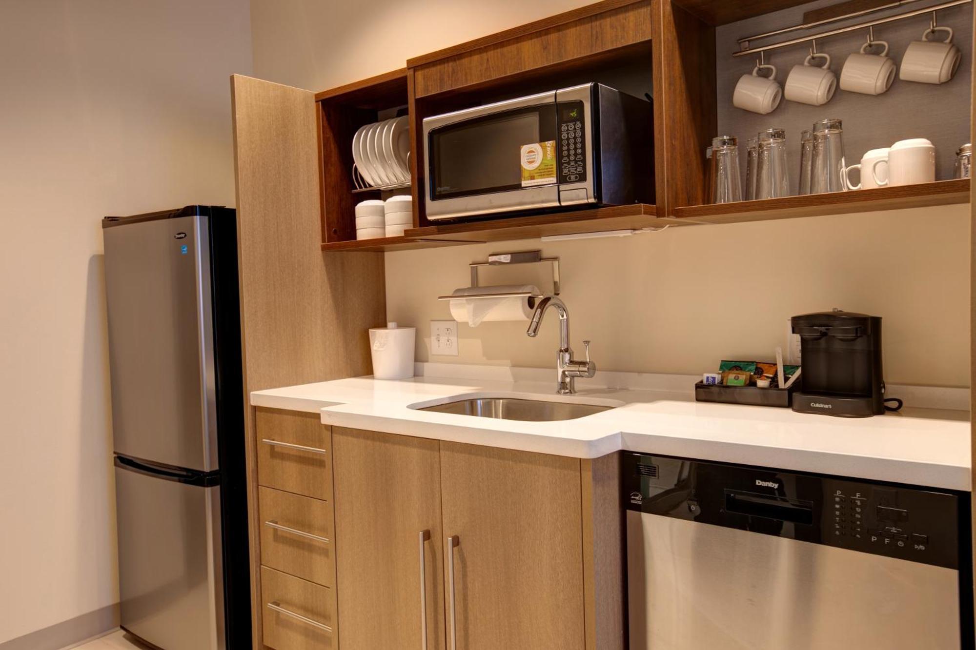 Home2 Suites By Hilton Charlotte Uptown Екстер'єр фото