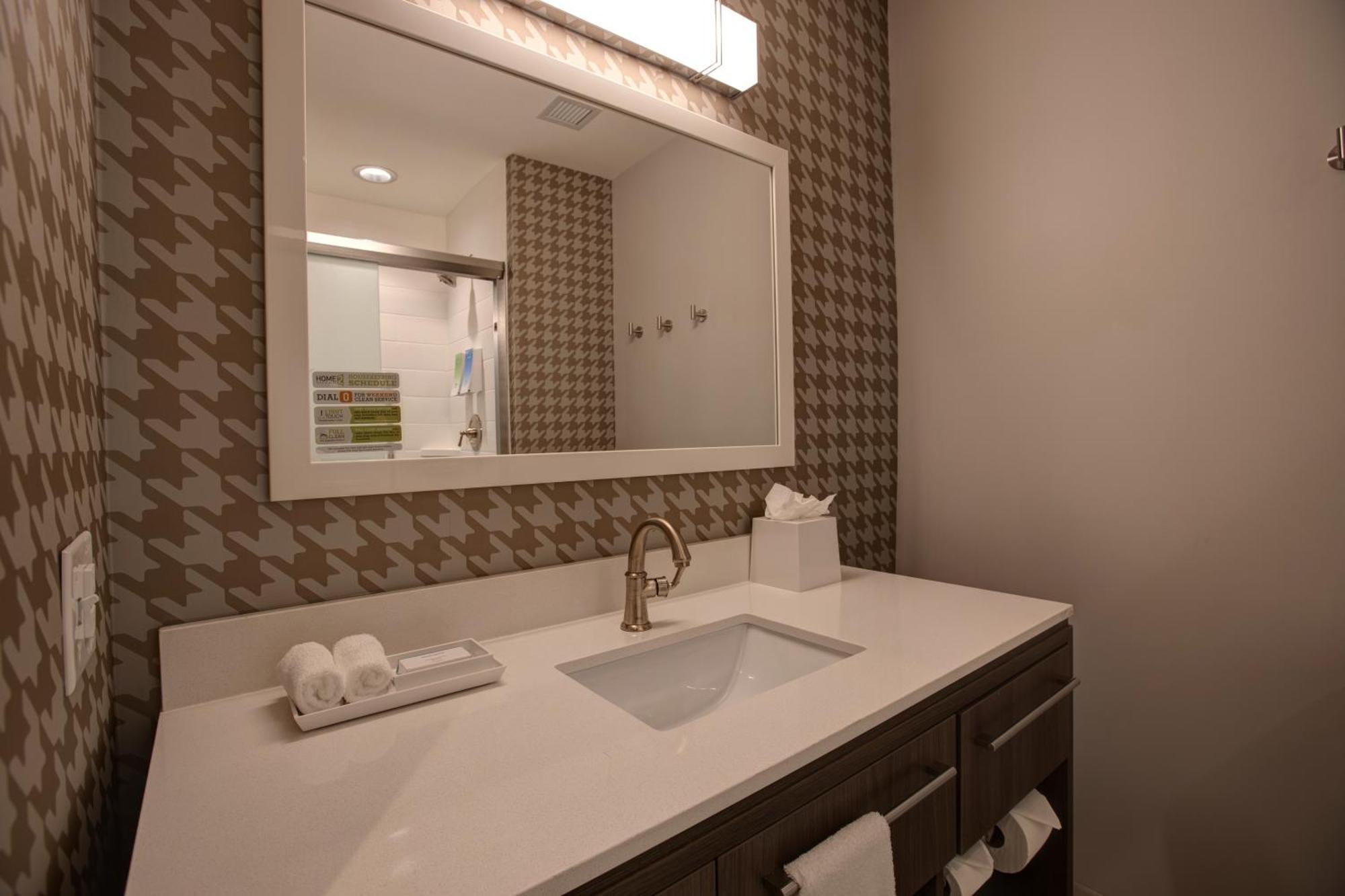 Home2 Suites By Hilton Charlotte Uptown Екстер'єр фото
