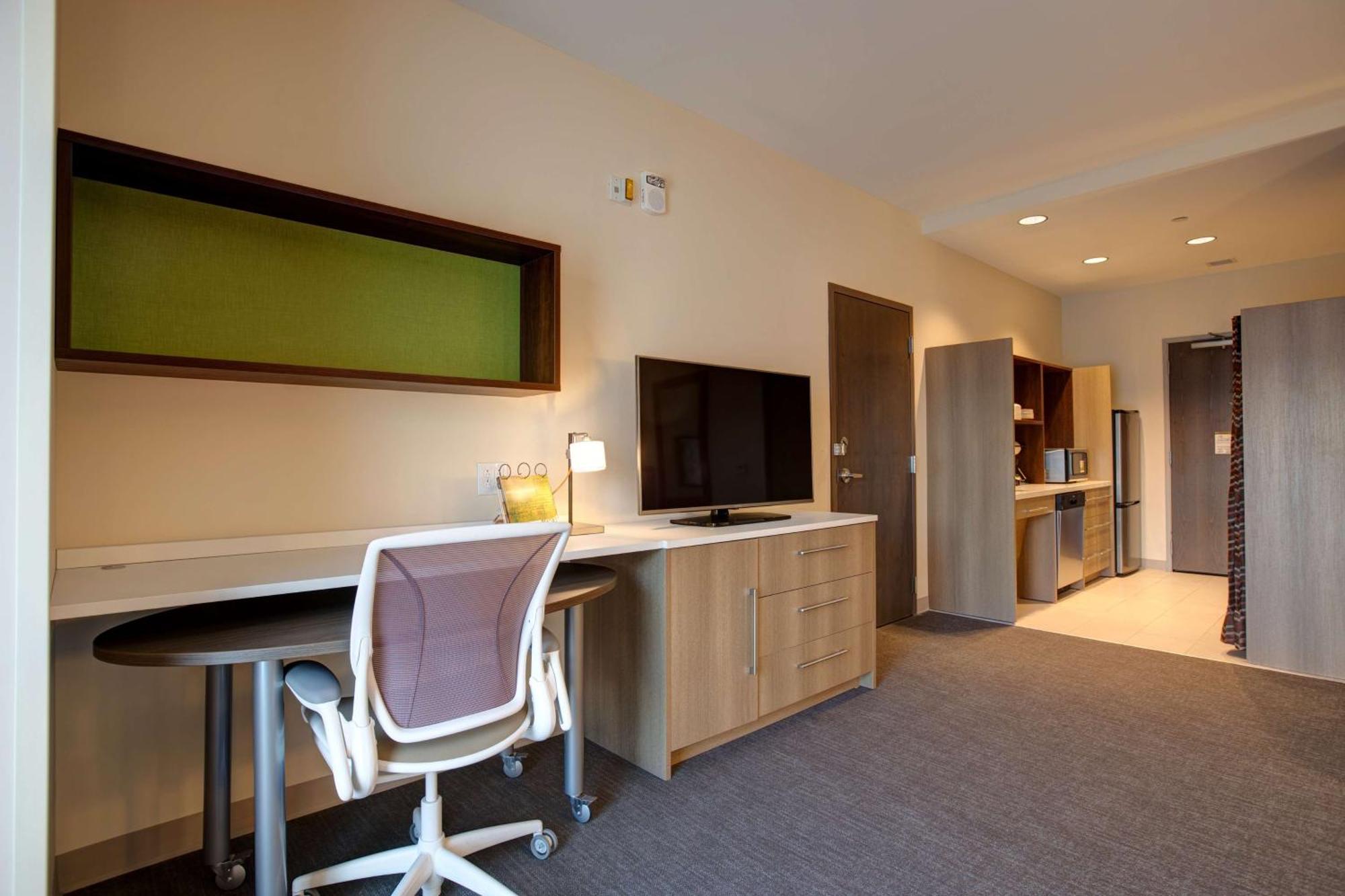Home2 Suites By Hilton Charlotte Uptown Екстер'єр фото